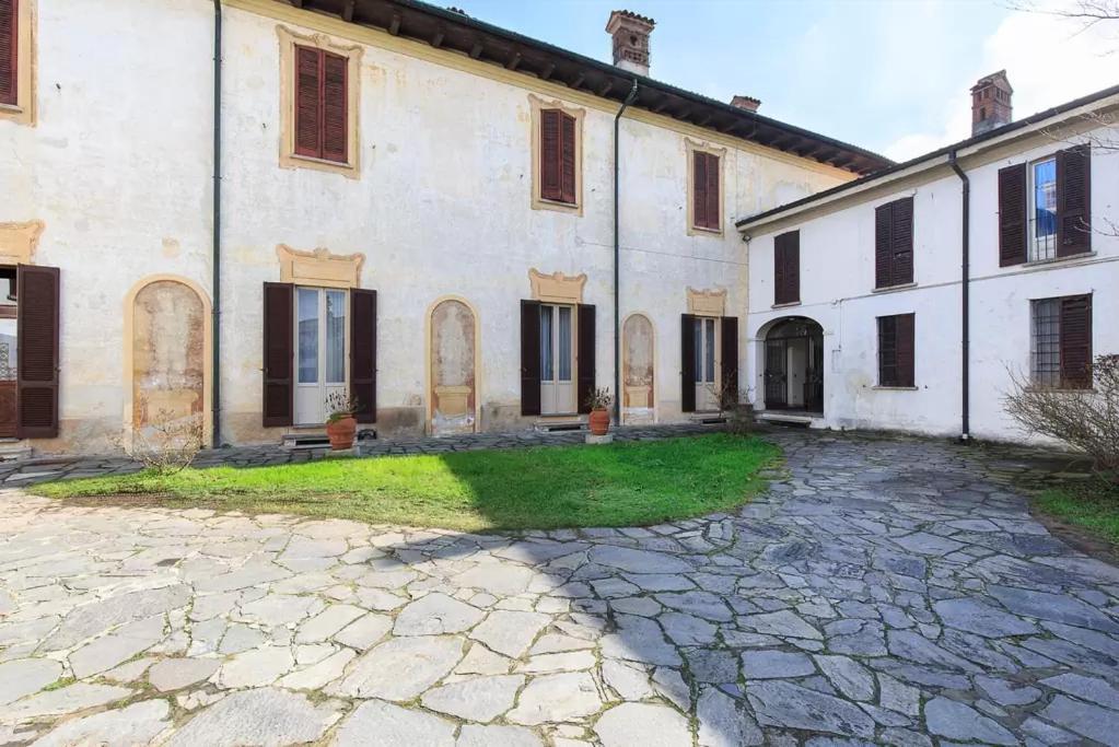 Villa Mereghetti Corbetta Екстериор снимка