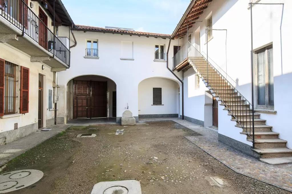 Villa Mereghetti Corbetta Екстериор снимка